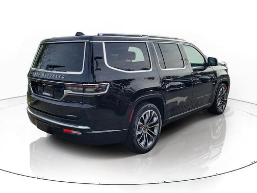 Diamond Black Crystal Pearlcoat 2022 Jeep Grand Wagoneer Series II 4x4