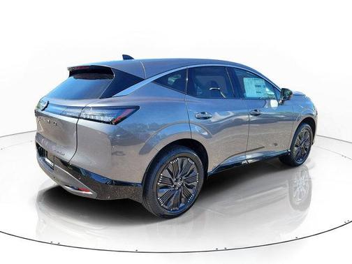 Gun Metallic 2026 Nissan Murano Platinum