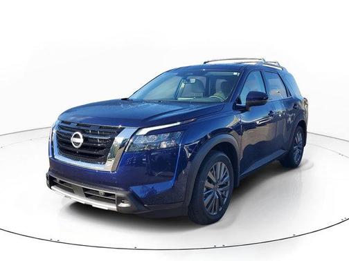 2025 Nissan Pathfinder SL FWD