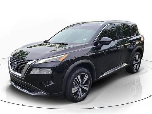 Super Black 2023 Nissan Rogue SL