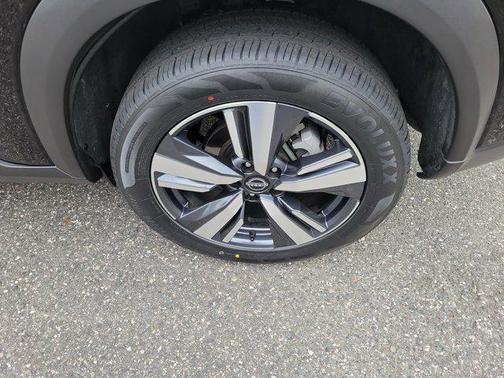 Super Black 2023 Nissan Rogue SL