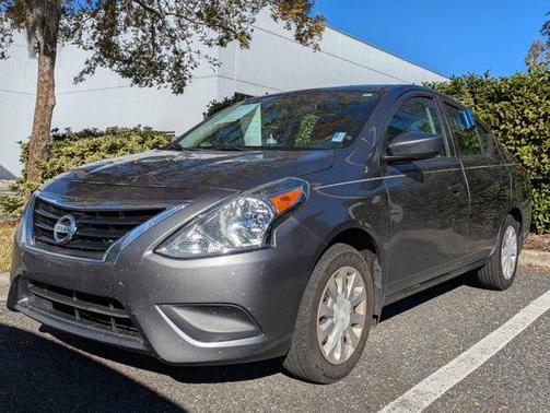 2019 Nissan Versa 1.6 S+