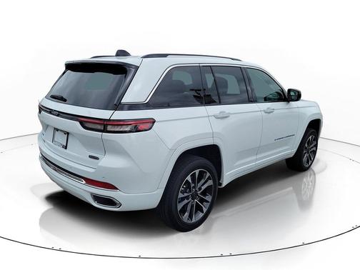 Bright White Clearcoat 2023 Jeep Grand Cherokee 4xe Overland