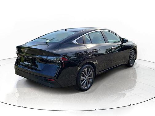 Super Black 2026 Nissan Sentra SL