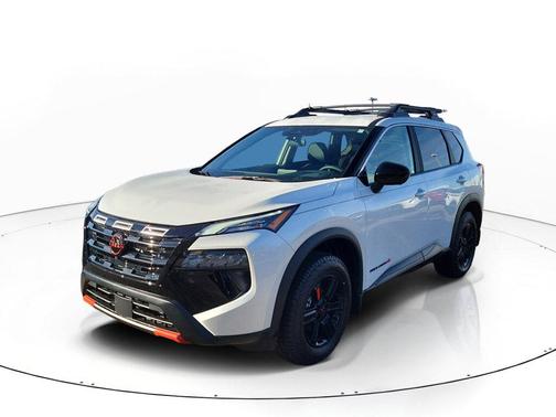 Everest White Pearl Tricoat 2026 Nissan Rogue Rock Creek