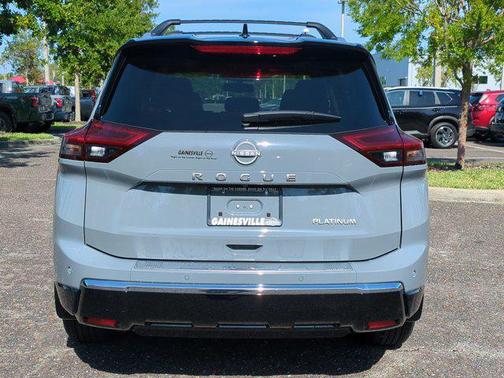2025 Nissan Rogue Platinum