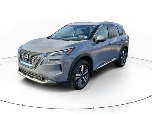 2022 Nissan Rogue SL