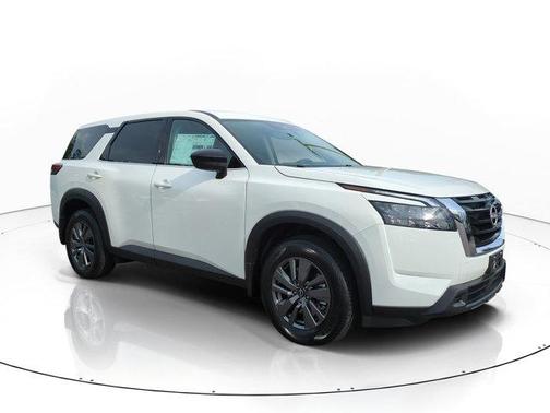 2025 Nissan Pathfinder S FWD