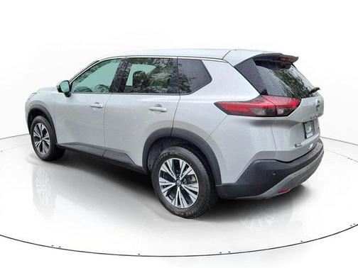 Brilliant Silver Metallic 2021 Nissan Rogue SV