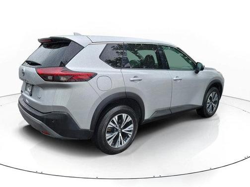 Brilliant Silver Metallic 2021 Nissan Rogue SV