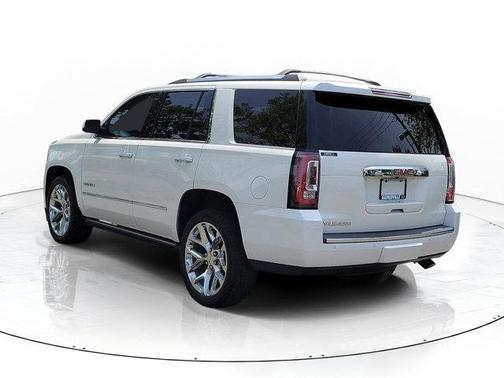 White Frost Tricoat 2020 GMC Yukon Denali