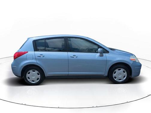 2009 Nissan Versa 1.8 S