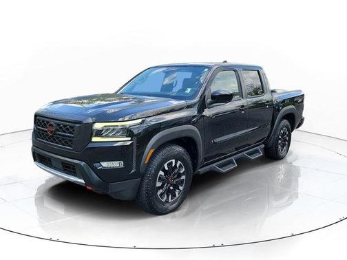 Super Black 2022 Nissan Frontier PRO-X