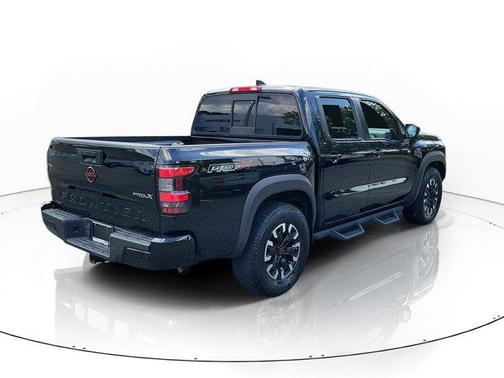 Super Black 2022 Nissan Frontier PRO-X