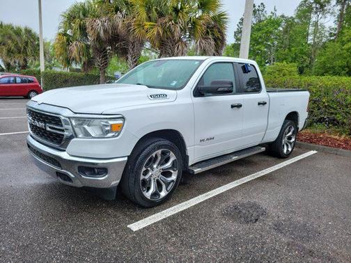 Bright White Clearcoat 2023 RAM 1500 Big Horn/Lone Star