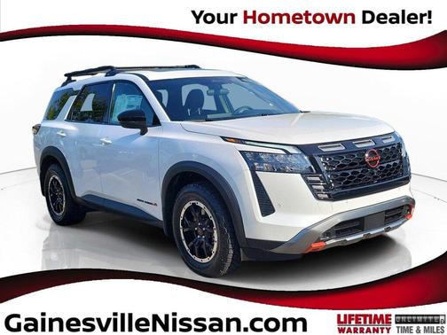 Everest White Pearl Tricoat 2026 Nissan Pathfinder Rock Creek