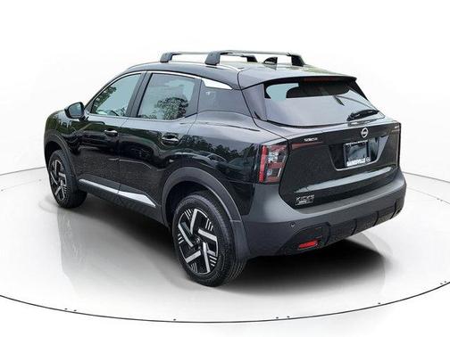 Super Black 2026 Nissan Kicks SV