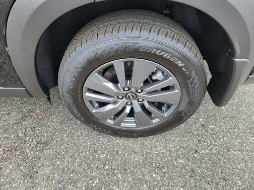 Super Black 2026 Nissan Pathfinder SV