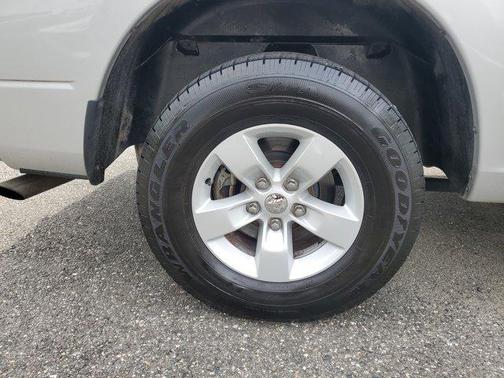 2019 RAM 1500 SLT