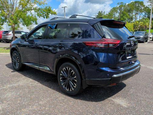 2025 Nissan Rogue Platinum