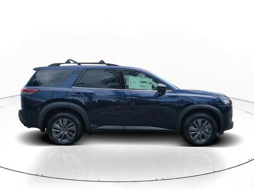 2025 Nissan Pathfinder SV FWD