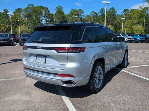 2022 Jeep Grand Cherokee 4xe Summit