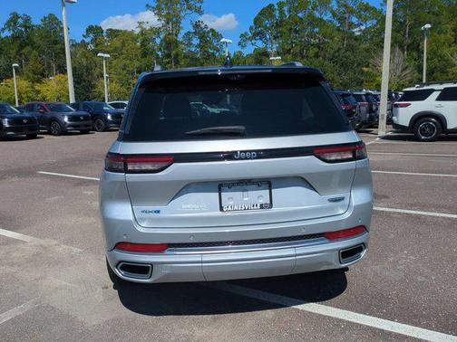 2022 Jeep Grand Cherokee 4xe Summit