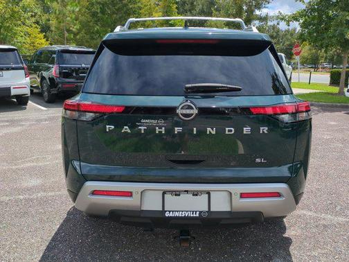 2023 Nissan Pathfinder SL FWD