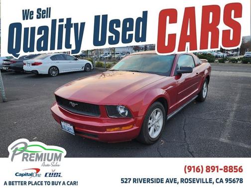 2005 Ford Mustang Deluxe
