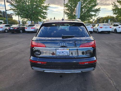 2021 Audi Q5 45 Premium Plus