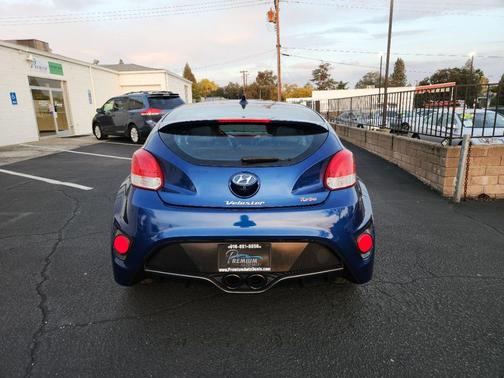 2016 Hyundai Veloster Turbo