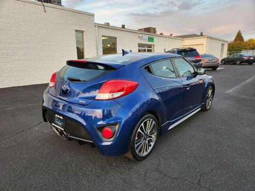 2016 Hyundai Veloster Turbo