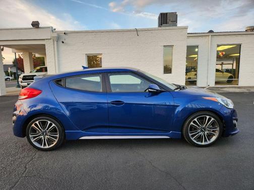 2016 Hyundai Veloster Turbo