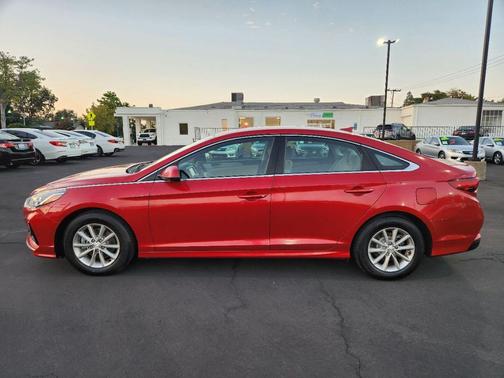 2019 Hyundai SONATA SE