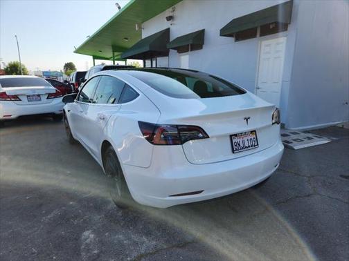 2020 Tesla Model 3 Standard Range Plus