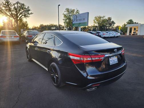 2013 Toyota Avalon XLE Premium