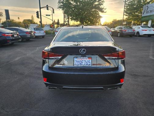2017 Lexus IS 350 Base