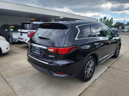 Black Obsidian 2017 INFINITI QX60 Base