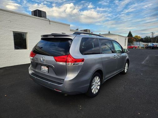 2013 Toyota Sienna Limited