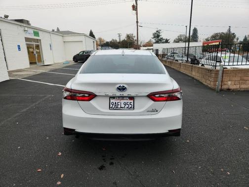 2022 Toyota Camry LE