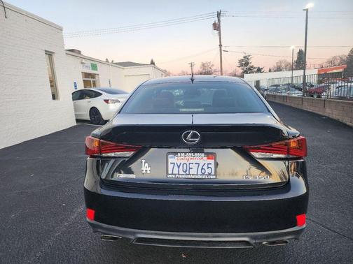 2017 Lexus IS 350 Base