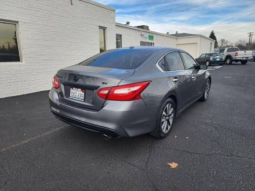 2017 Nissan Altima 2.5 SV
