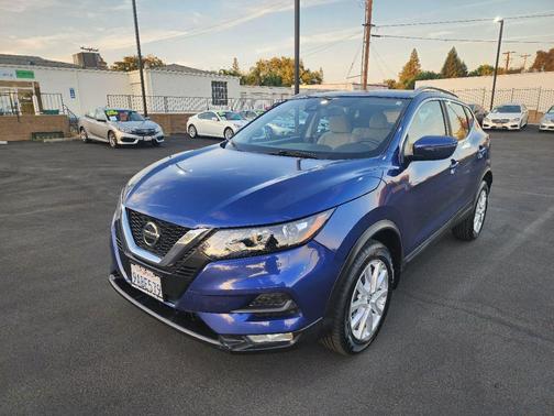 2021 Nissan Rogue Sport SV