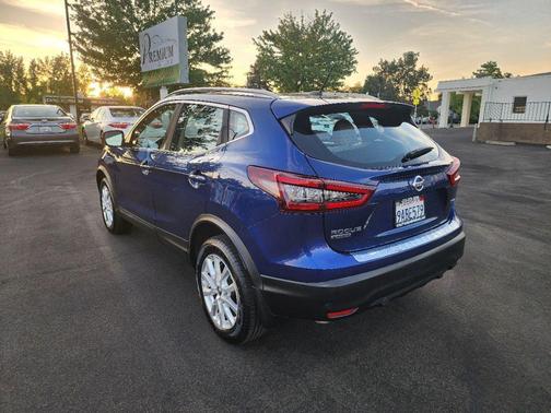 2021 Nissan Rogue Sport SV