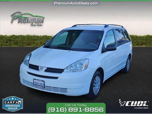 2004 Toyota Sienna LE