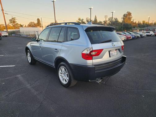 2005 BMW X3 2.5i