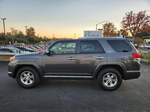 2013 Toyota 4Runner SR5