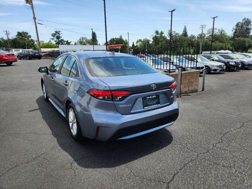 Celestite 2021 Toyota Corolla XLE
