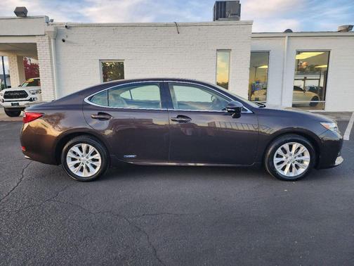 2014 Lexus ES 300h Base