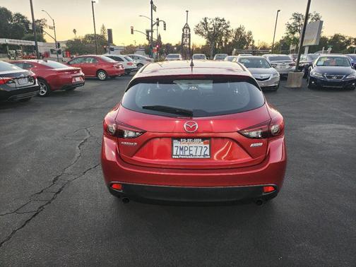 2015 Mazda Mazda3 i Sport